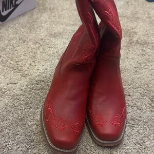 Dream Pairs Red Embroidered Western Heeled Boots